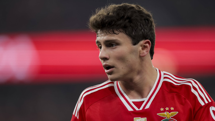 Joao Neves is looking likely to sign for PSG. 