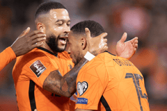 Memphis Depay, Arnaut Danjuma