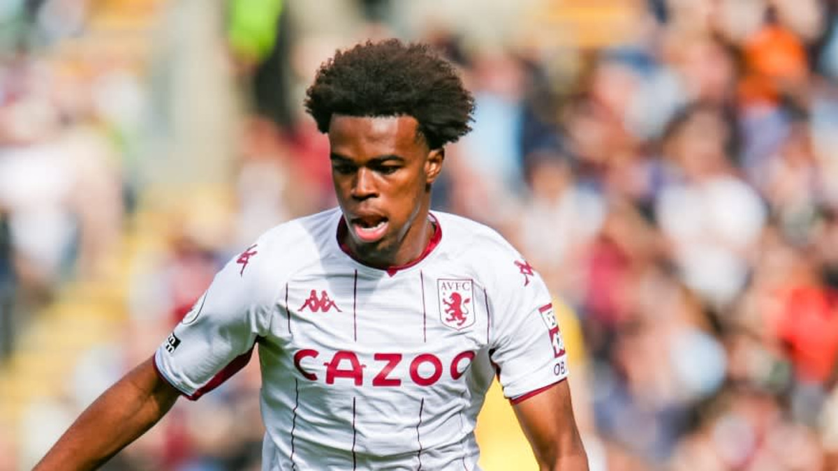 Carney Chukwuemeka, Aston Villa