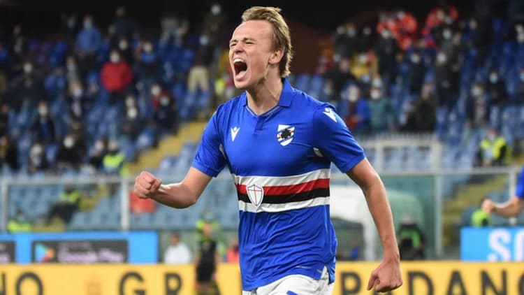 Tottenham and Juventus both eyeing move for Sampdoria winger Mikkel Damsgaard