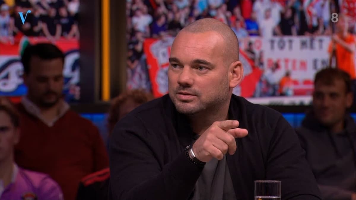 Wesley Sneijder, Veronica Offside