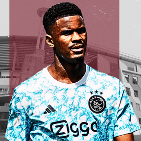 'Ajax opnieuw benaderd voor Jorrel Hato: vraagprijs van 70 miljoen euro'