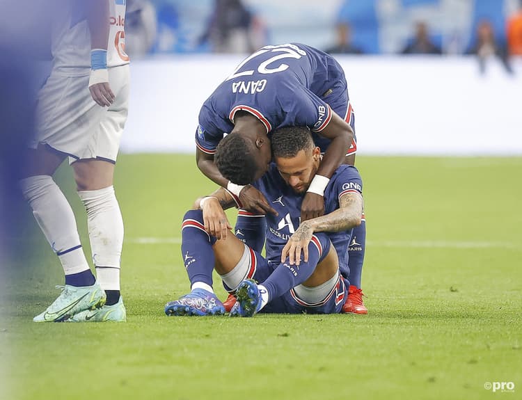 PSG attacker Neymar playing against Marseille in Ligue 1