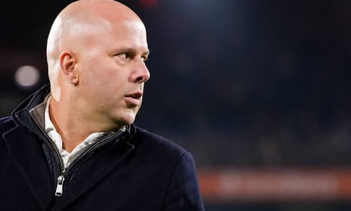 Arne Slot krijgt negatief advies: 'Als hij dat doet, komt hij de supermarkt niet meer in'