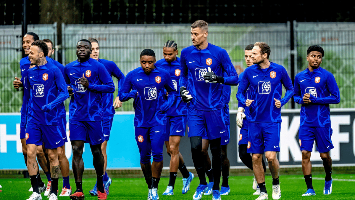 Ian Maatsen, Oranje