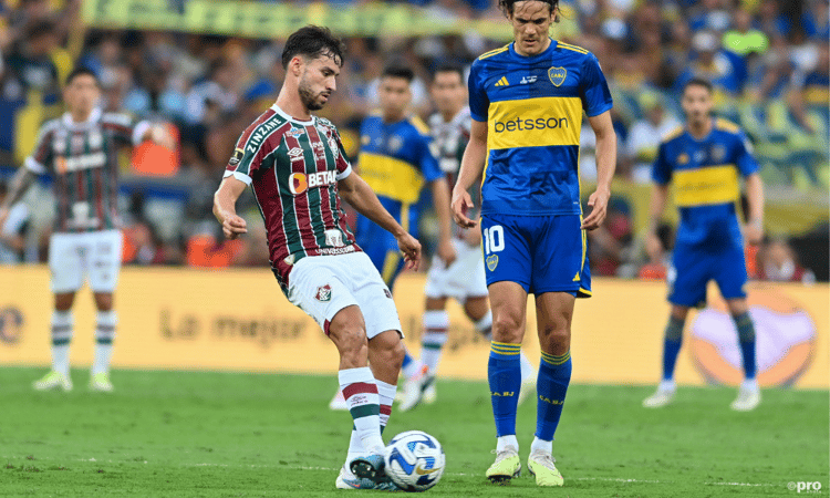 Martinelli versus Edinson Cavani in de finale van de Copa Libertadores