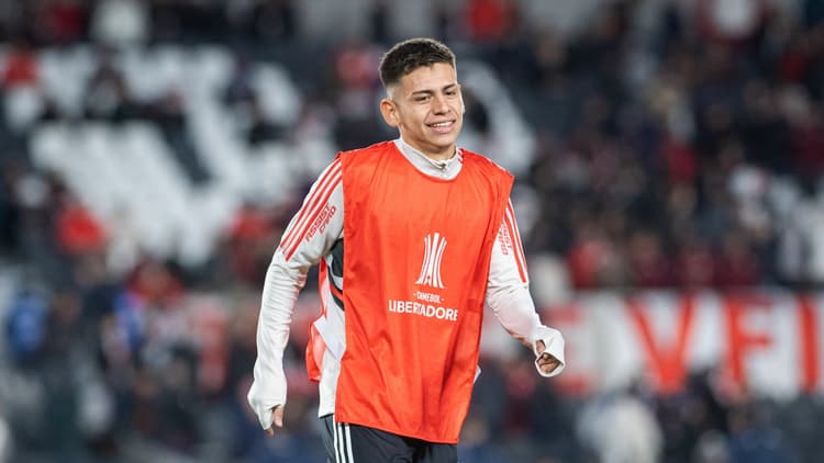 Claudio Echeverri River Plate Manchester City