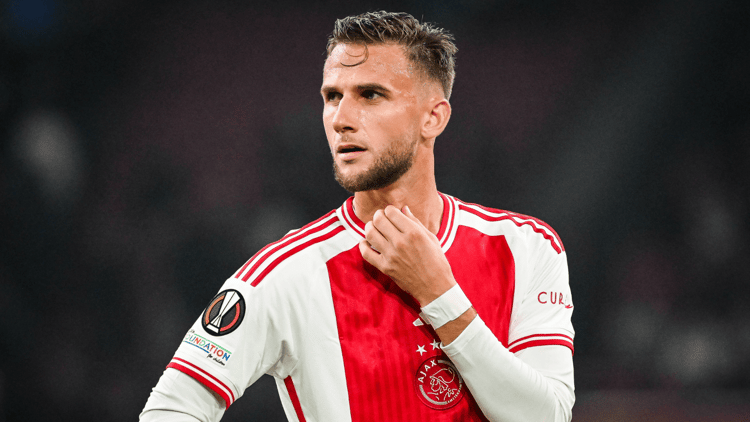 Branco van den Boomen had de clubs voor het uitkiezen in de zomer van 2023, maar koos uiteindelijk voor een transfervrije overstap naar Ajax