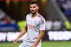 Houssem Aouar Lyon 2022-23