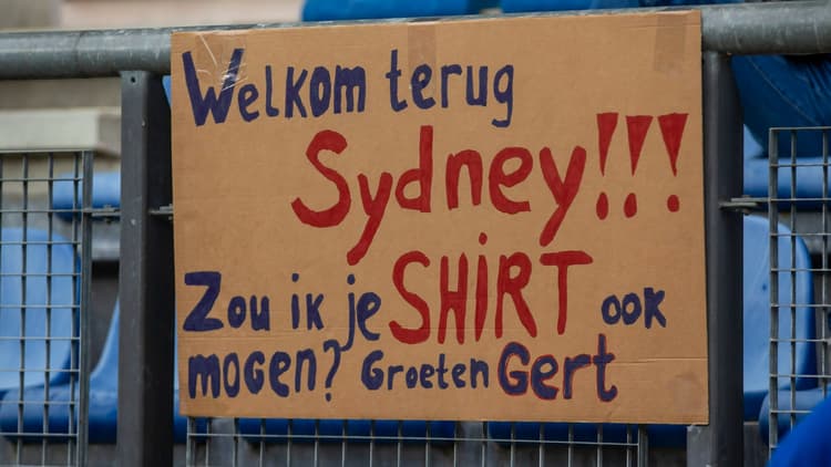 Sydney van Hooijdonk groeide vorig seizoen al uit tot publiekslieveling van SC Heerenveen.