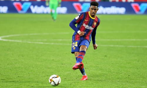 New Leeds Utd signing Junior Firpo