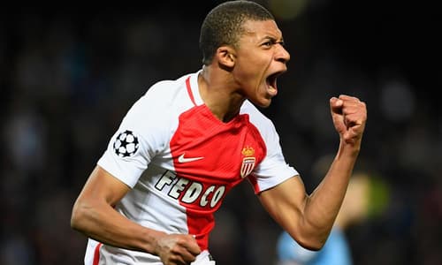 Kylian Mbappe playing for Monaco, 2017