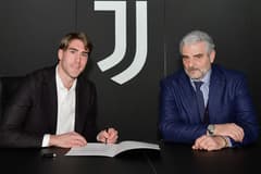 Dusan Vlahovic joining Juventus