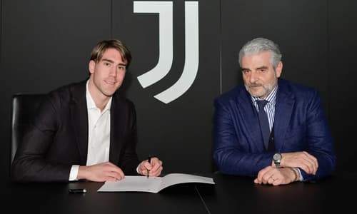 Dusan Vlahovic joining Juventus