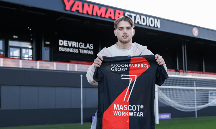 Jason van Duiven gaat bij Almere City spelen met rugnummer 7.