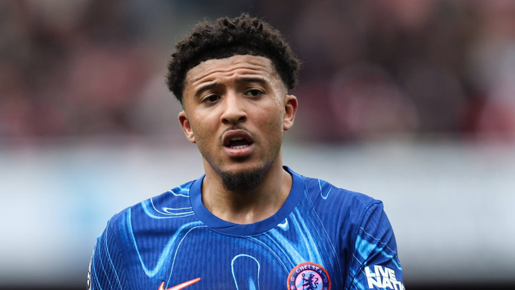 Jadon Sancho in action for Chelsea