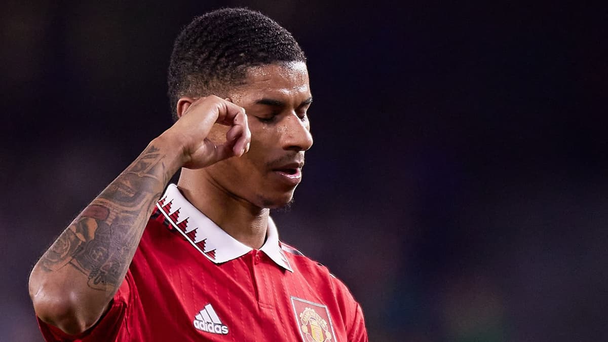 Marcus Rashford celebrates a goal for Man Utd in trademark style