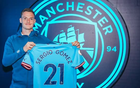 Sergio Gomez Man City 2022-23