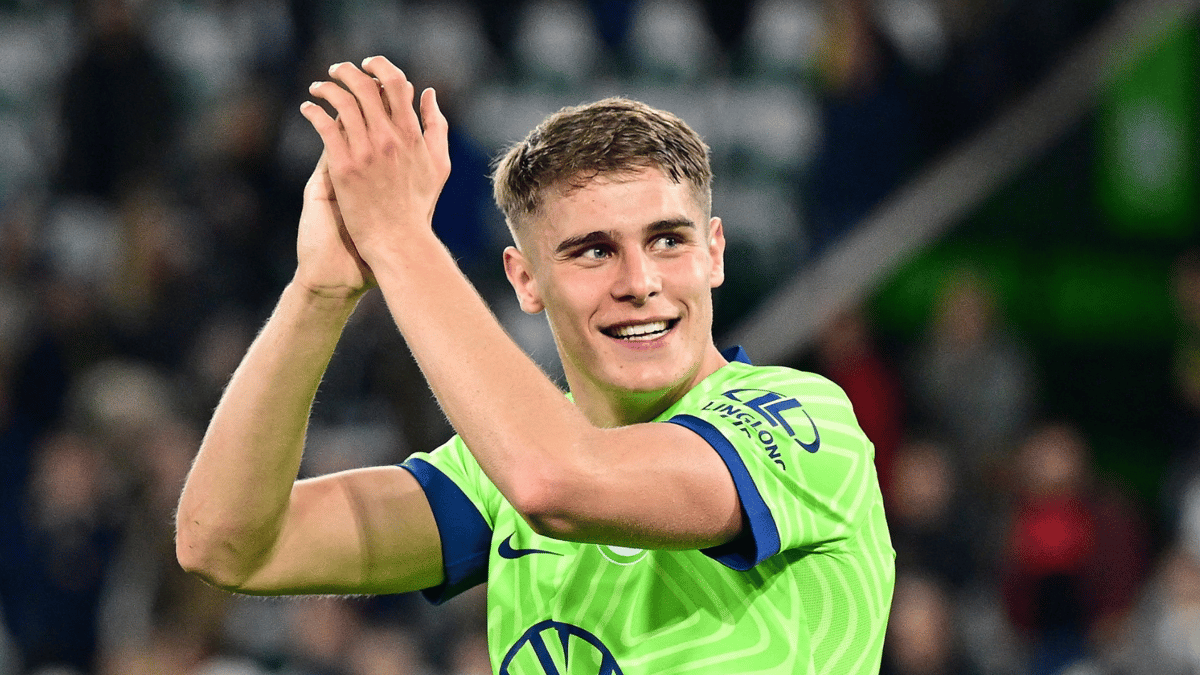 Micky van de Ven, Wolfsburg, 2022/23