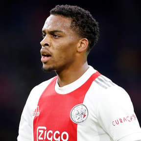 Europese topclubs staan in de rij voor Timber: zoveel is de sterspeler van Ajax waard