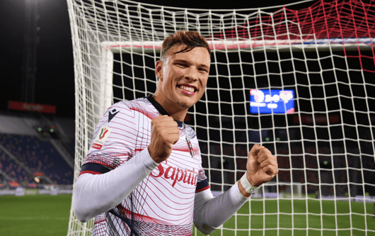 Sydney van Hooijdonk, Bologna