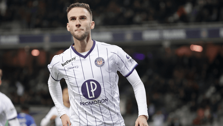 Branco van den Boomen in het shirt van Toulouse.