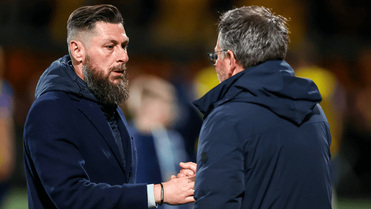 Pascal Bosschaart nam tijdelijk de honneurs waar na het vertrek van Henk de Jong bij SC Cambuur. 