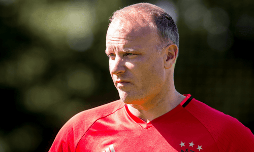 Dennis Bergkamp, Ajax