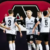 AZ, Team