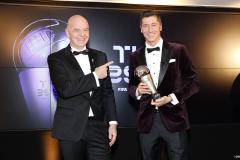 Robert Lewandowski, Gianni Infantino, FIFA The Best 2021