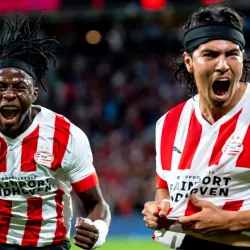 Erick Gutierrez (right) snatched a late equaliser for PSV against Monaco