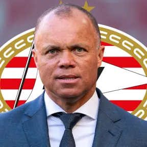 PSV volgt Londense transferontwikkelingen in zoektocht naar nieuwe rechtsback