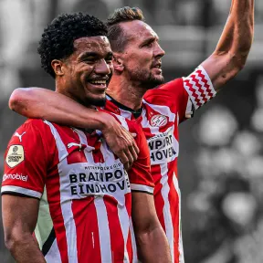 Groot nieuws: PSV moet vrezen voor vertrek van Malik Tillman