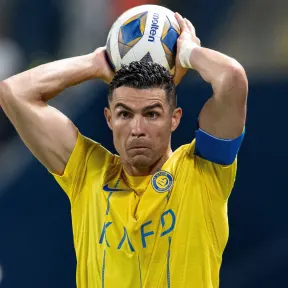 La EXCUSA de Cristiano Ronaldo por su gesto contra Messi