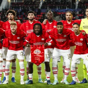 PSV raakt negentienvoudig Oranje-international kwijt na Spaanse en Engelse aanbiedingen