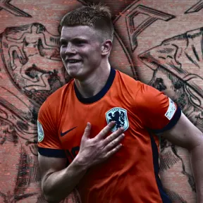 Ajax blaast transfermarkt op bij akkoord met gigantische vraagprijs voor Smit