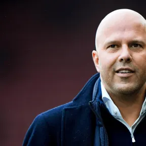 Feyenoord klopt bij Arne Slot aan voor man van 20,3 miljoen euro