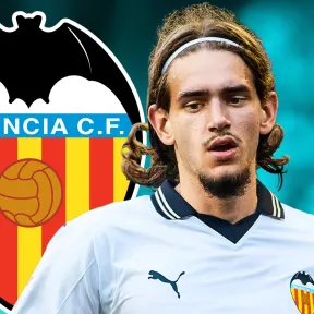 'PSV wil Valencia-verdediger Gasiorowski voor de neus van Feyenoord wegkapen'