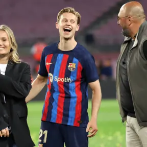 Barcelona transfernieuws LIVE: Frenkie de Jong mag van Hansi Flick vertrekken onder deze voorwaarde