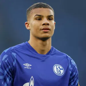 Who is Liverpool target and Schalke youngster Malick Thiaw?