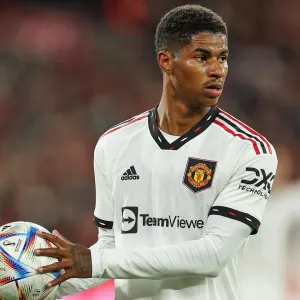 Marcus Rashford playing for Manchester United in the Champions League.