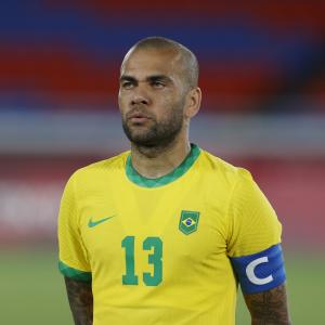 Dani Alves playing for Brazil at 2020 Olympics