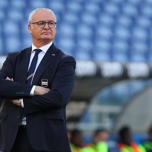 Claudio Ranieri managing for Sampdoria in a Serie A match against Roma at the Stadio Olimpico in 2021.