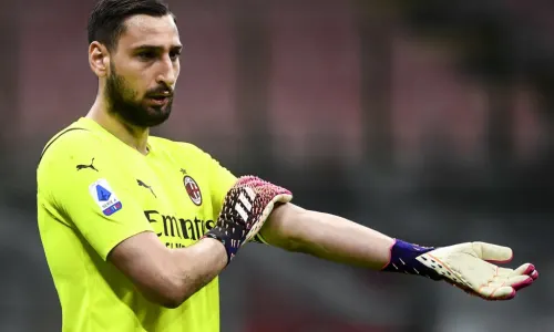 Raiola’s Monte Carlo meeting to discuss Ronaldo-Pogba swap and Donnarumma