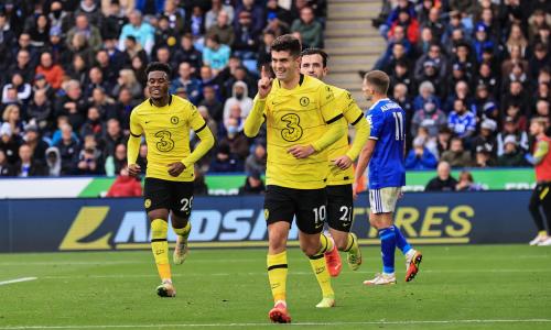 Christian Pulisic celebrates scoring for Chelsea against Leicester