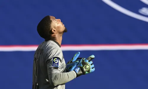 Official: Milan reach €15m agreement to sign Lille keeper Maignan