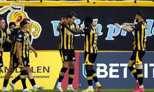 Vitesse, team