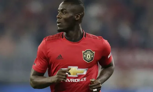 ‘I don’t see any issues’ – Man Utd manager offers Bailly contract update