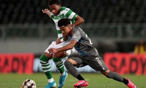 Former Tottenham starlet Marcus Edwards playing for Vitoria against Sporting CP