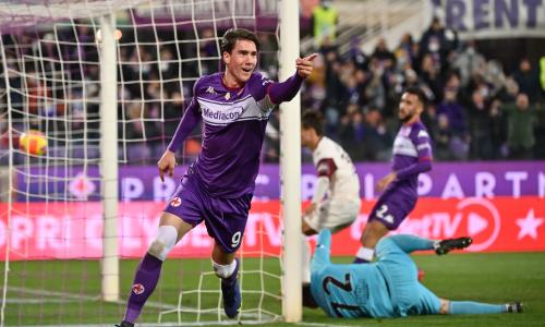 Dusan Vlahovic celebrates scoring for Fiorentina in Serie A
